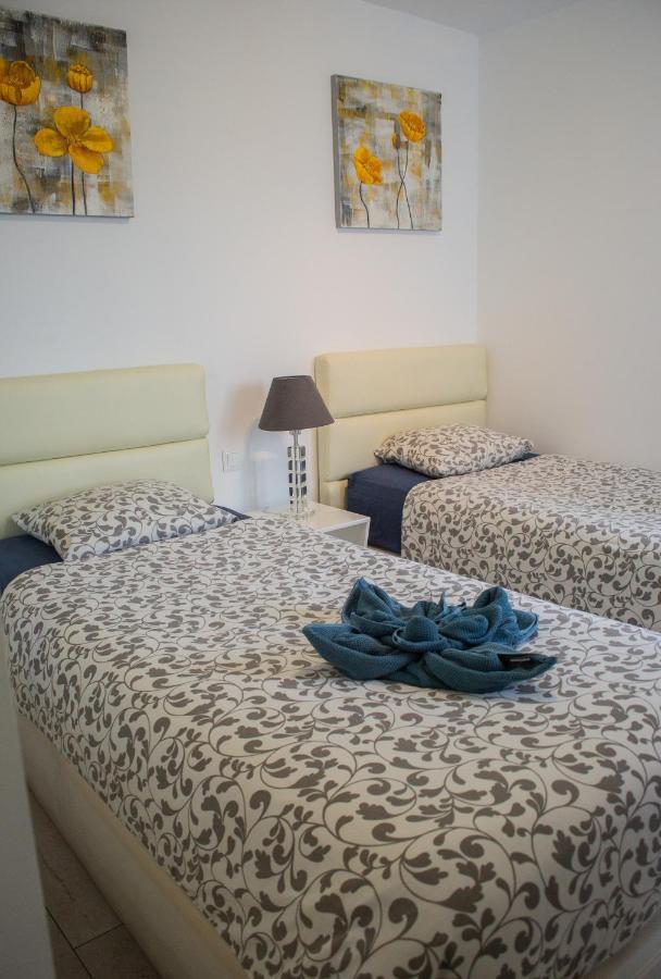 Los Gracioseros Puerto Del Carmen Luxury エクステリア 写真